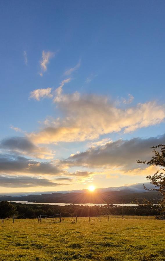 Oaklane Glamping Cabins ケンメア エクステリア 写真