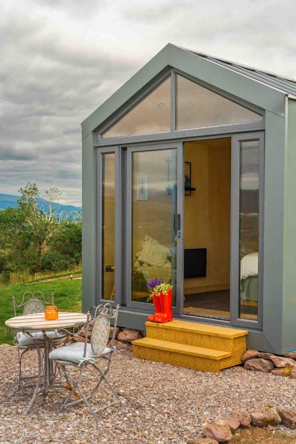 Oaklane Glamping Cabins ケンメア エクステリア 写真
