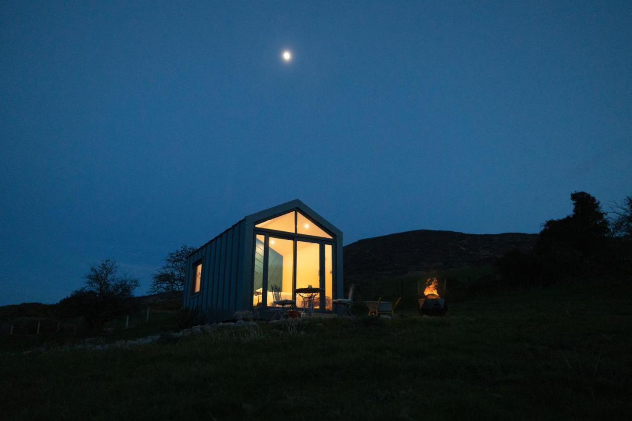 Oaklane Glamping Cabins ケンメア エクステリア 写真