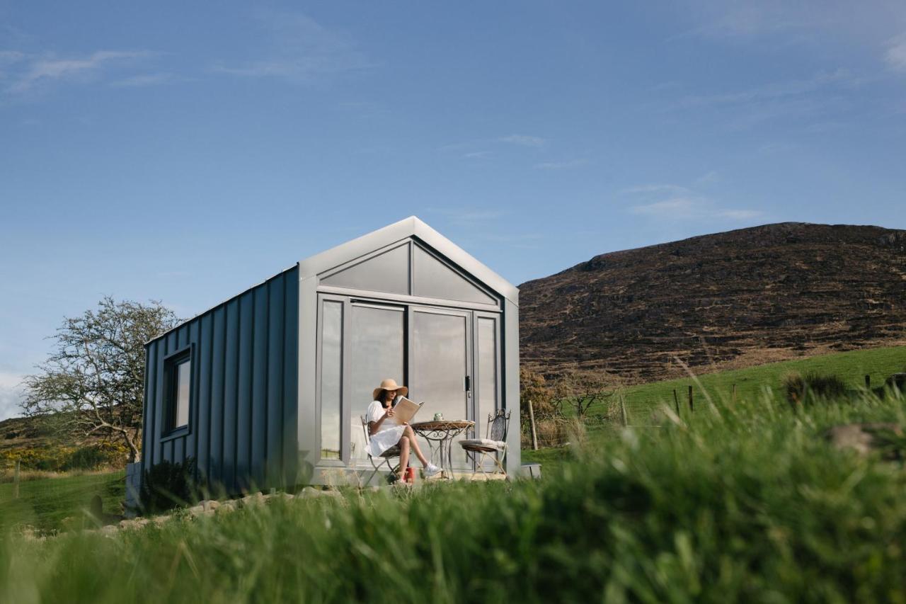 Oaklane Glamping Cabins ケンメア エクステリア 写真