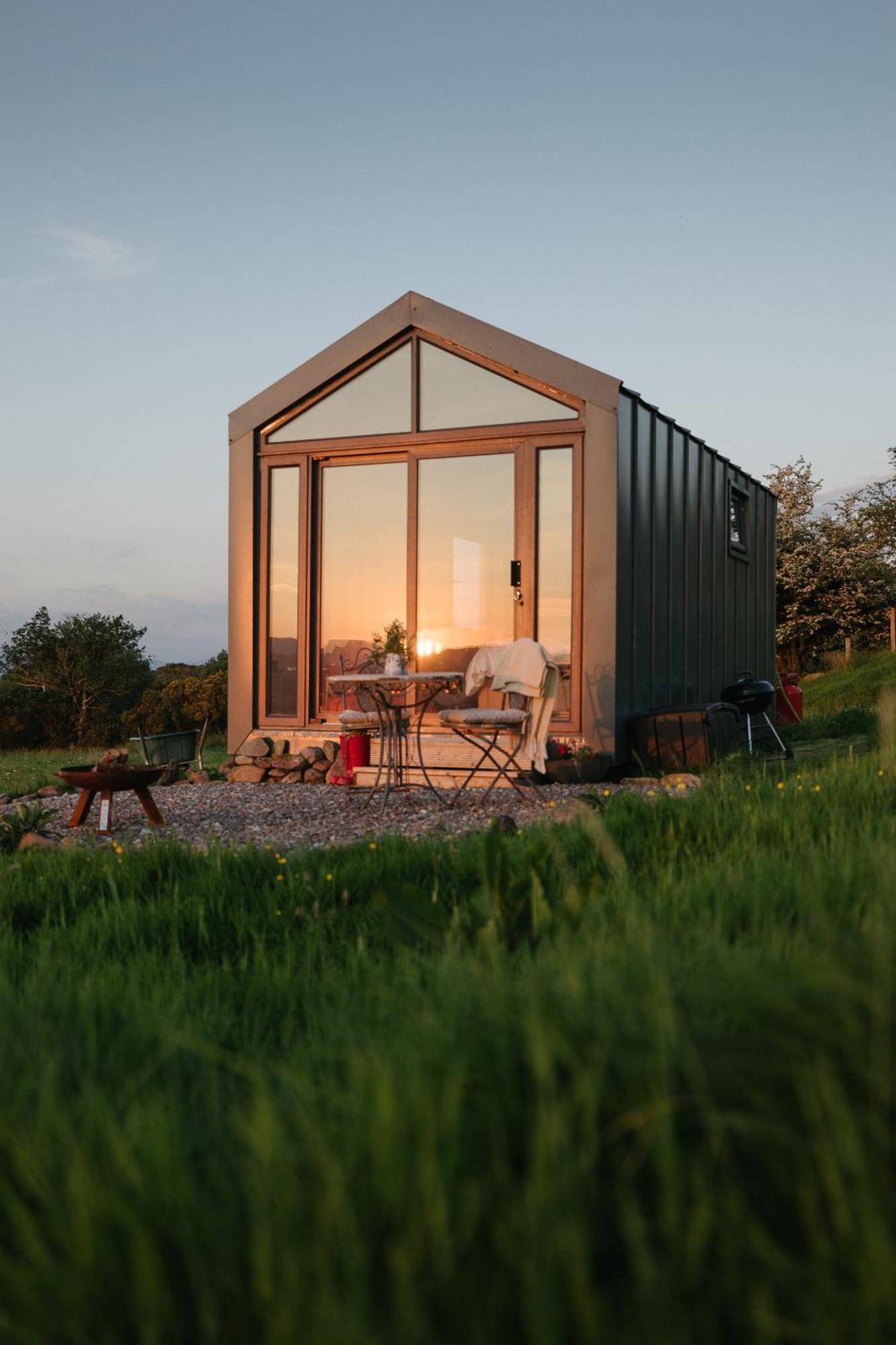 Oaklane Glamping Cabins ケンメア エクステリア 写真